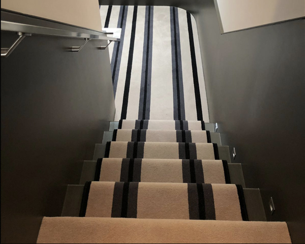 m-mcarpets contractors About